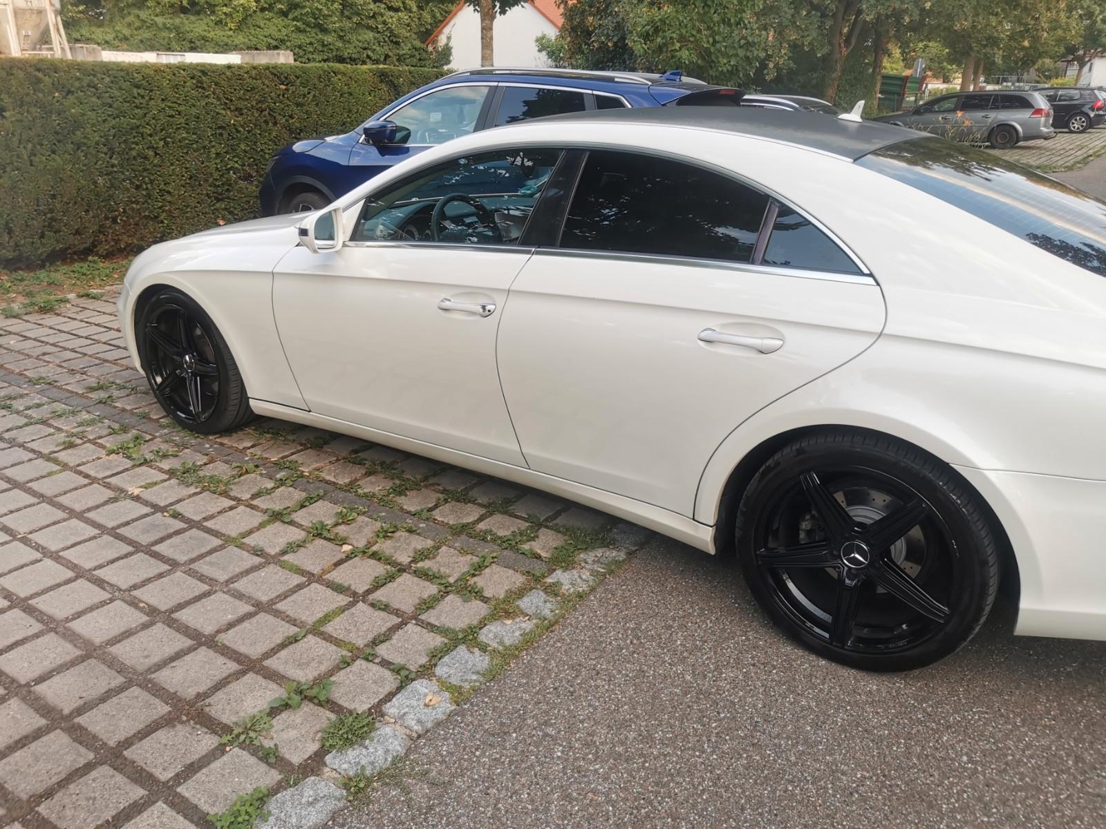 Mercedes-Benz CLS 300 -facelift top zustand 