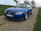 Audi S4 Cabriolet 4.2 V8 Quattro I SELTENE Farbe - Audi S4 mit Benzin-Antrieb: Cabrio, 4.2