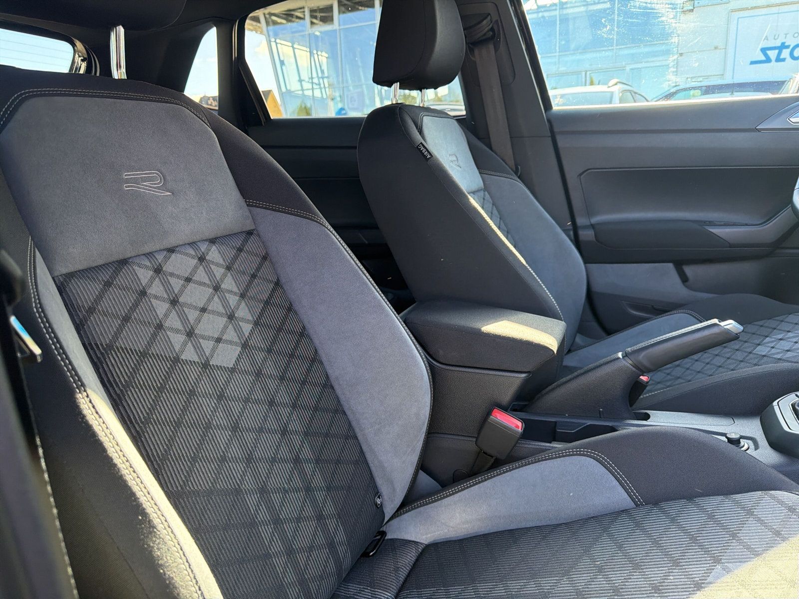 Polo R-Line TSI DSG Navi Matrix