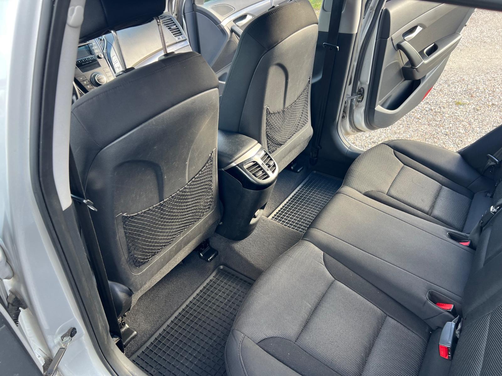 Hyundai i40 2013 — photo 16