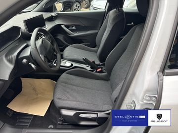Peugeot 2008 - 9