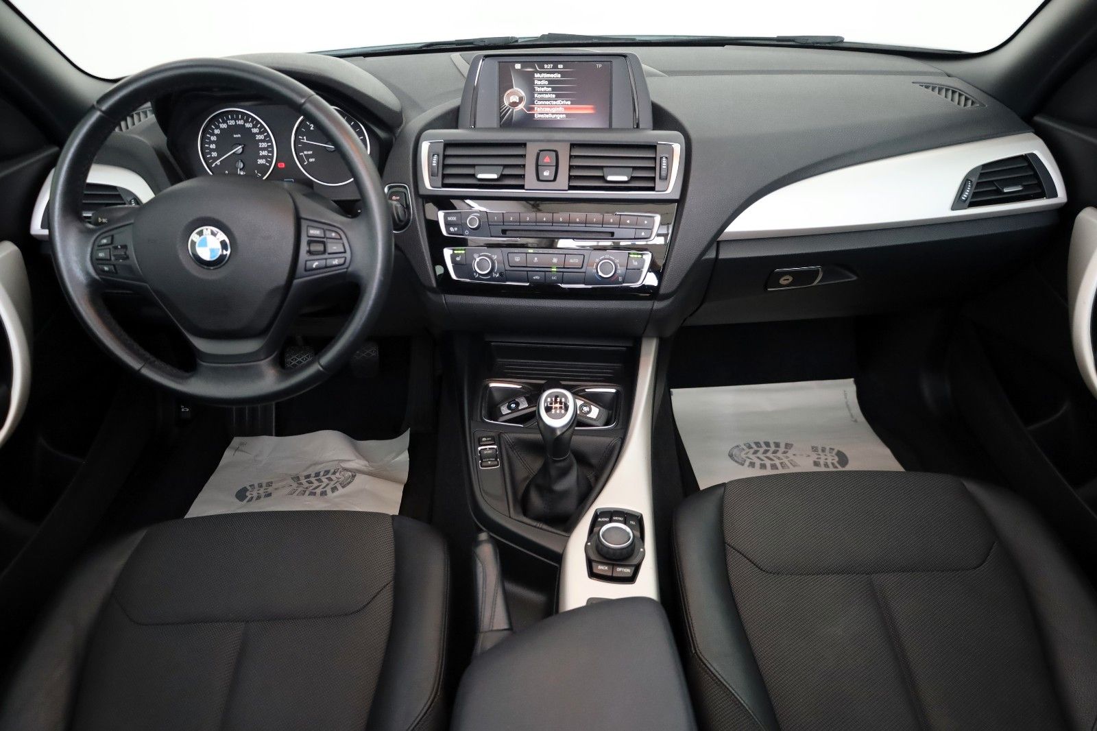 Fahrzeugabbildung BMW 220i Cabrio  Advantage TLeder,Xenon,SH,PDC,SR+WR
