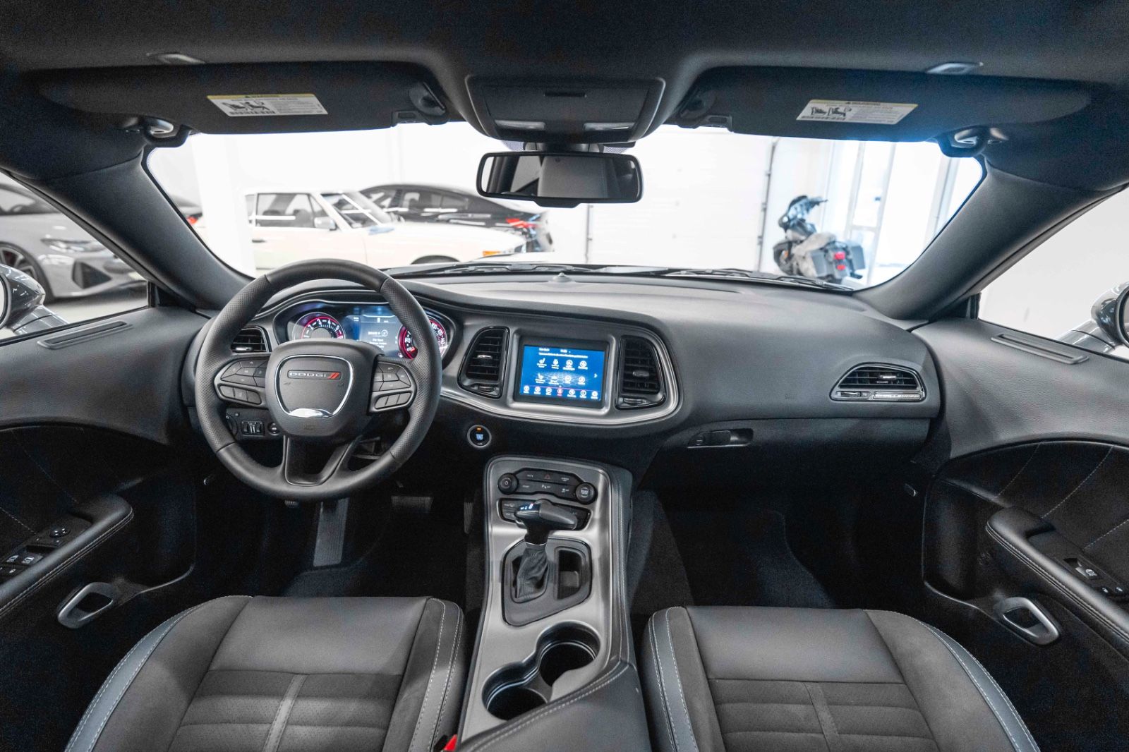 Fahrzeugabbildung Dodge Challenger 3,6L AWD CARPLAY KAM SHZ ALPINE ALC