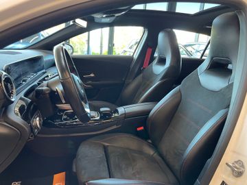 Mercedes-Benz A35 AMG 4Matic *PANO*LED*PDC*CARPLAY*