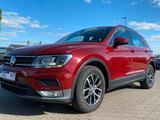 Volkswagen Tiguan Comfortline|NAVI/VIRT.CO.|KD NEU - Volkswagen Tiguan: Rot