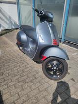 Vespa Gts300 HPE Arrow Tüv Neu  - VESPA GTS 300 HPE
