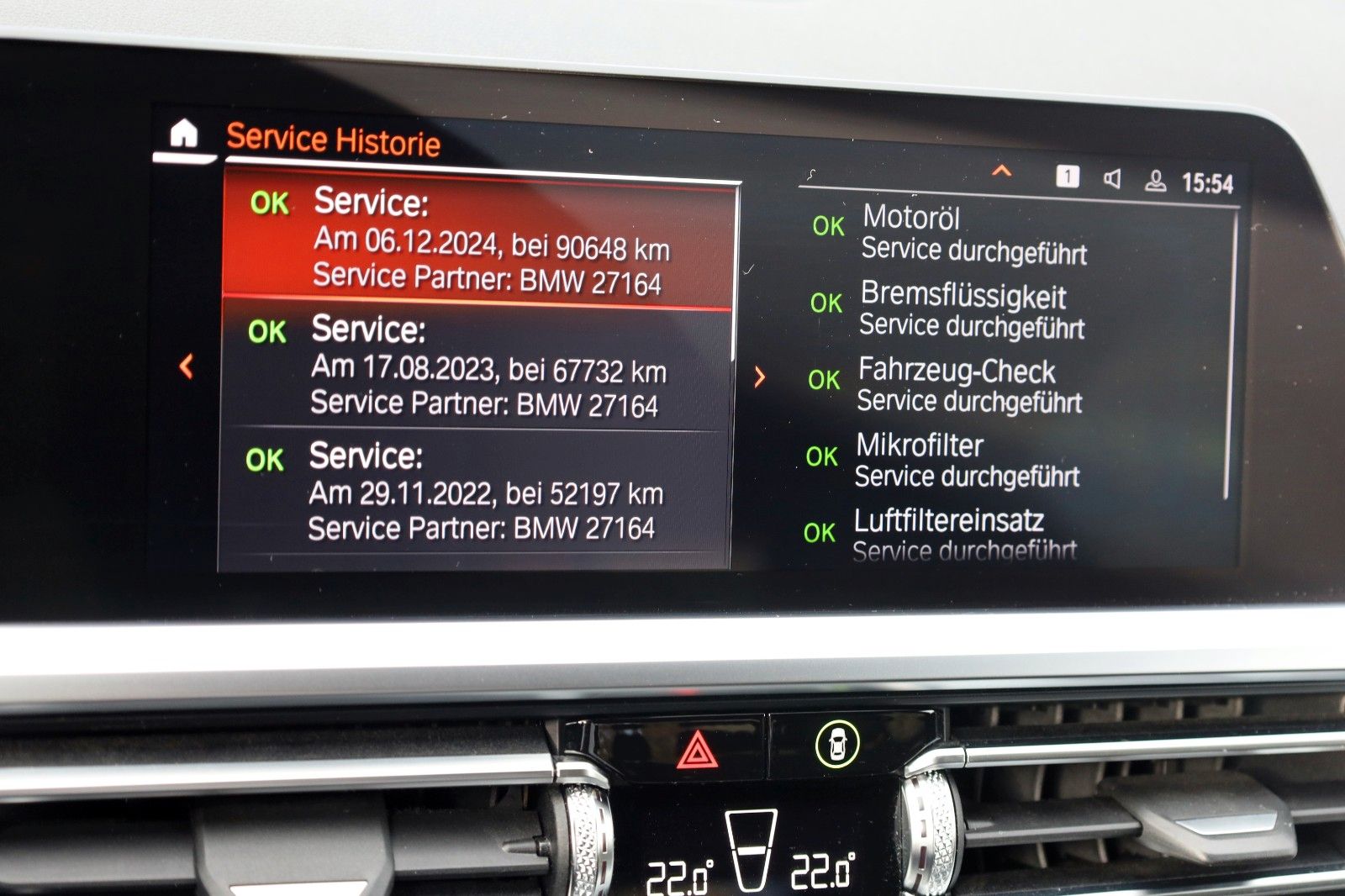 Fahrzeugabbildung BMW 320 i M Sport, T.Leder,Navi,LED,SH,Kamera
