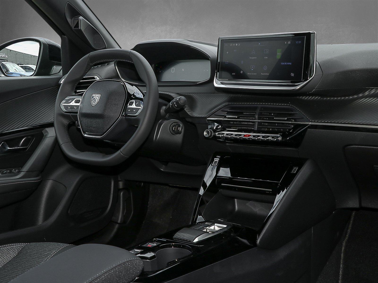 Peugeot 2008 ALLURE HYBRID 145 LED/Navi/PDC/SHZ/AUT/LM