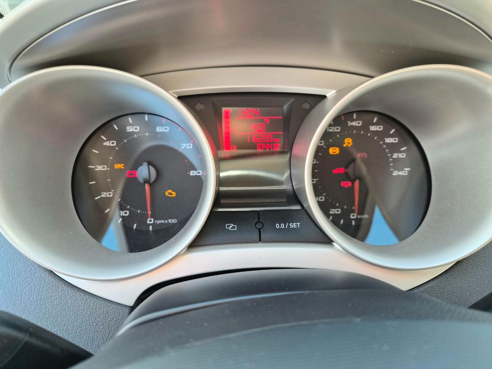 Seat Ibiza 2011 — photo 12