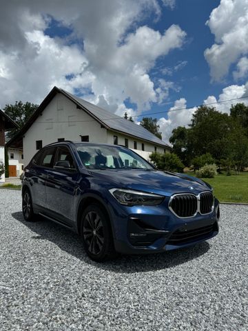 BMW X1 Baureihe X1 xDrive 20 d Sport Line, Navi, LED