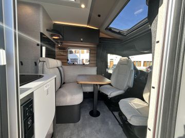 HYMER  ERIBA  HYMERCAR ML-T CrossTrail 580 Winterpaket TV GFK ZV Lüfter