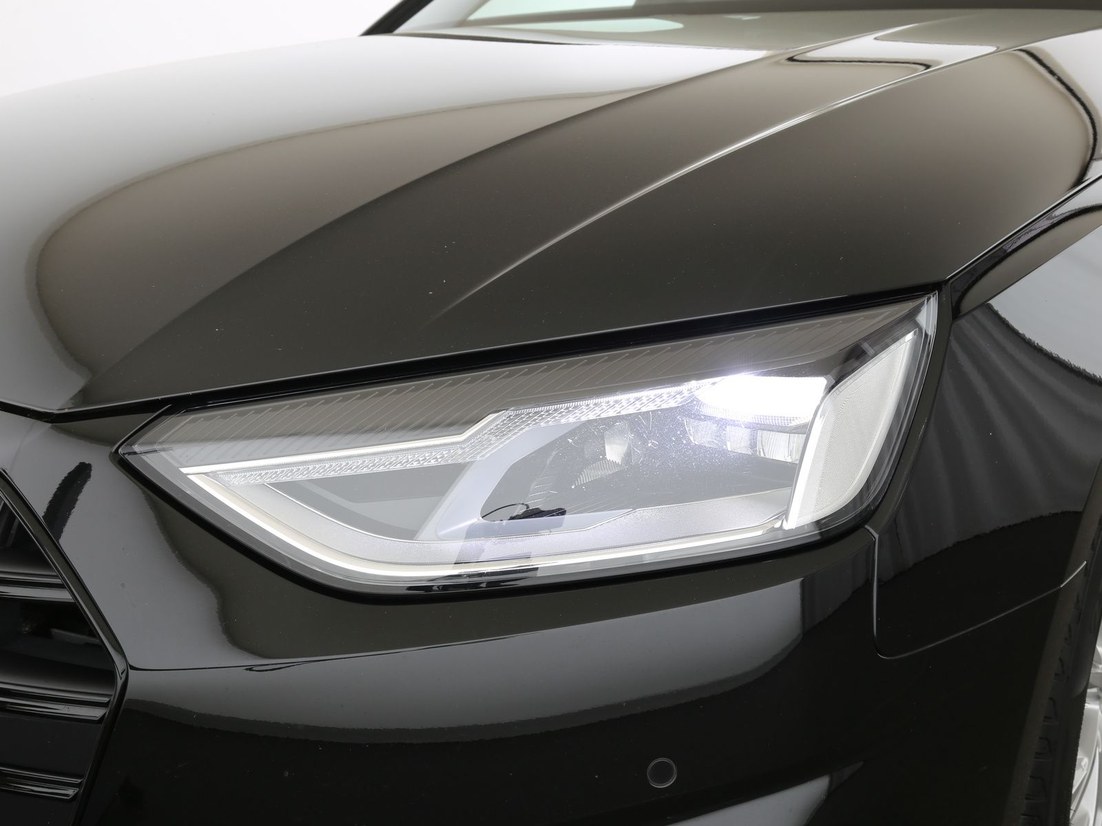 Audi A4 - Bild 22