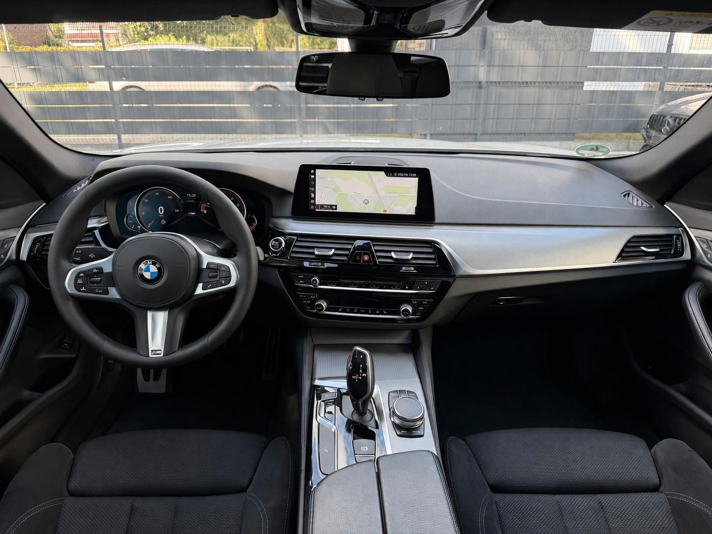BMW 540 I X M-SPORTPAKET LED PANORAMIQUE DIGITAL COCKPIT 19 | 340 ch | 4X4 | BVA | ASSISTENZPAKET|NAVIPRO