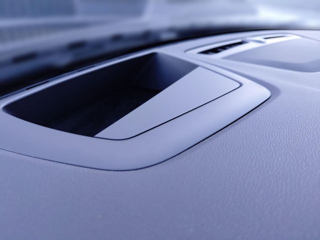 VOLVO V60 B4 (Bild 24 von Array)