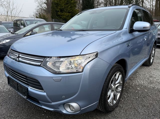 Mitsubishi Outlander PHEV Top 4WD Leder,Nav,LED,Kam,Shz,Ahk