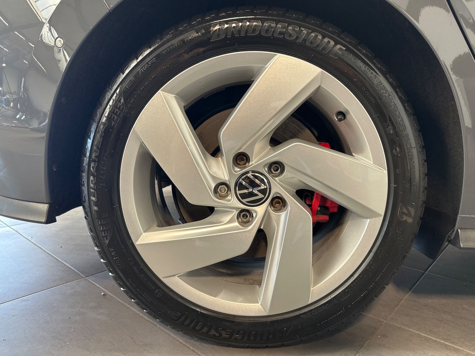 Fahrzeugabbildung Volkswagen Golf GTI 2.0 TSI DSG NAV+MATRIX+ACC+HUD+VCOCK+PP