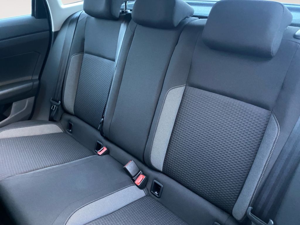 Fahrzeugabbildung Volkswagen Taigo 1.0 TSI Life *3 Jahre Anschlussgarantie*