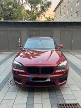 BMW X1 xDrive20d  AHK, Scheckheft, M-Pakett - BMW X1: Rot