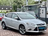 Ford Focus 1.0 Lim. Sync Edition*TÜV NEU*KLIMA*SHZ* - Ford Focus: Sync Edition