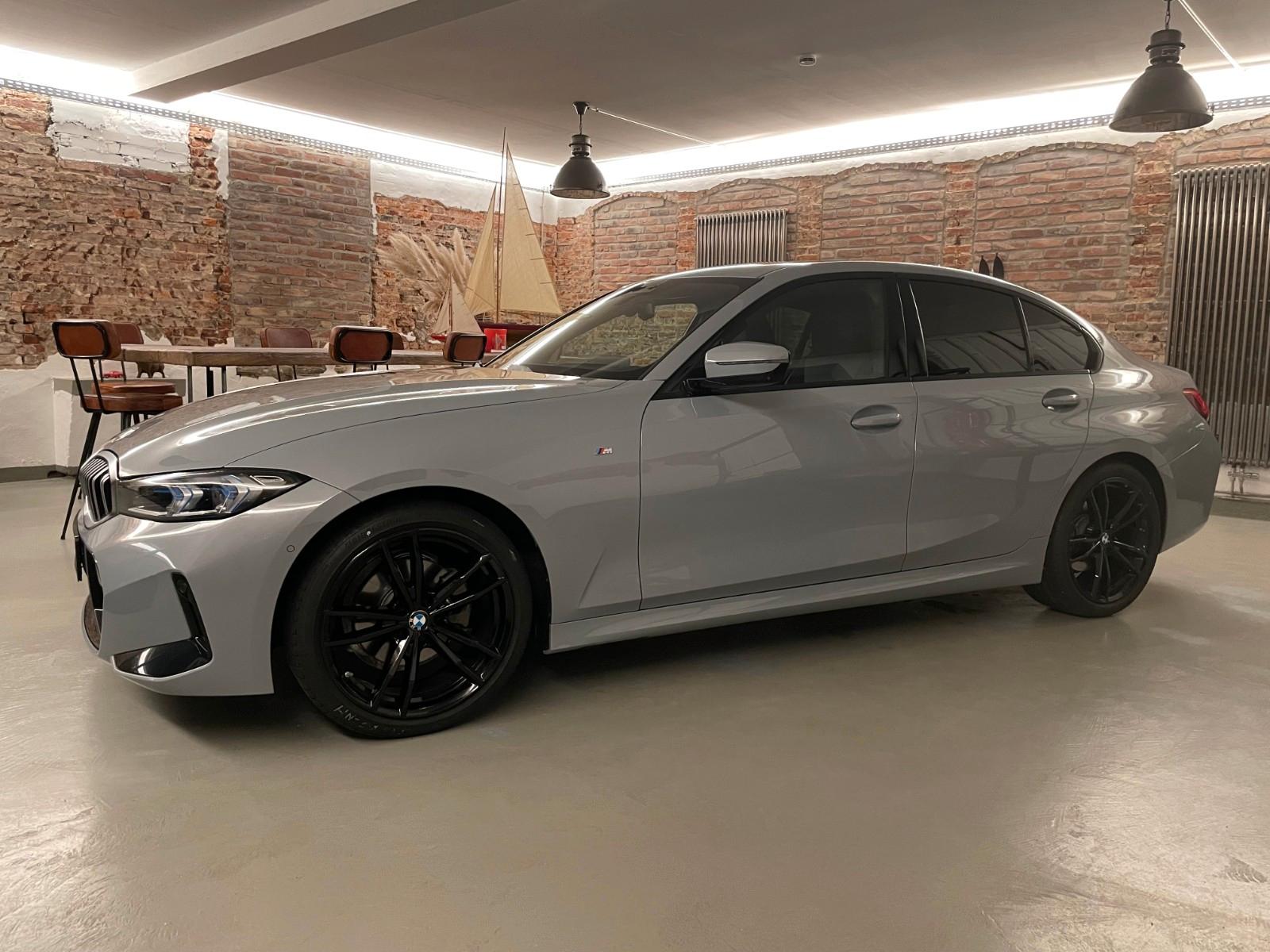BMW 320d xDrive M Sport ACC HuD 360° Schiebedach 19"