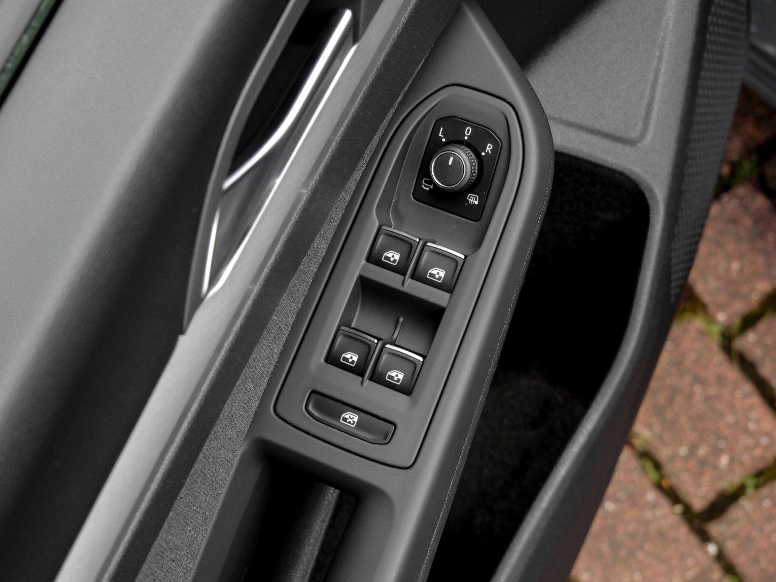 Volkswagen Golf VIII 2.0 TDI DSG Life ACC LED IQ.DRIVE Carp, миниатюра 13