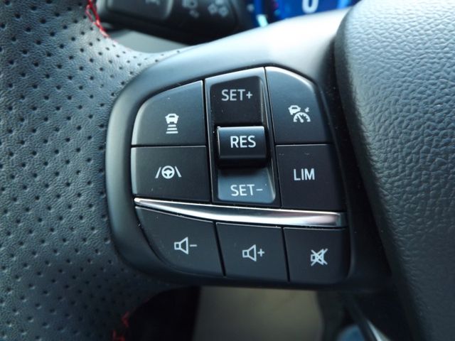 Kuga Plug-In Hybrid ST-Line X*SHZ*B & O*Kamera*