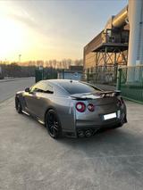 Nissan GT-R Prestige Edition_2018_Sammlerzustand_Serie - Nissan GT-R in Essen