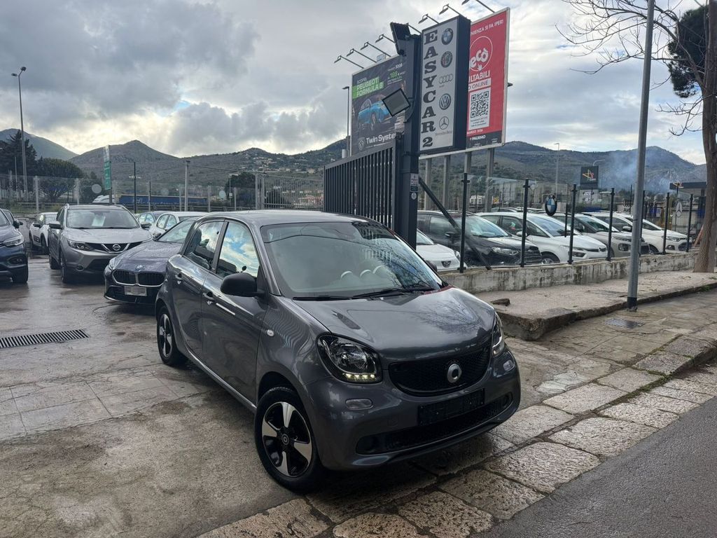 Image of Smart ForFour