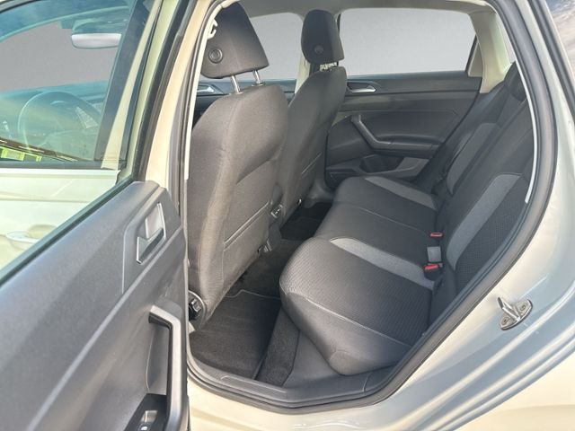 Polo 1.0 TSI DSG Life IQ.LIGHT.+NAVI+ACC+SHZ+PDC