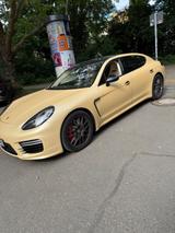 Porsche Panamera Turbo Executive Lang Version 