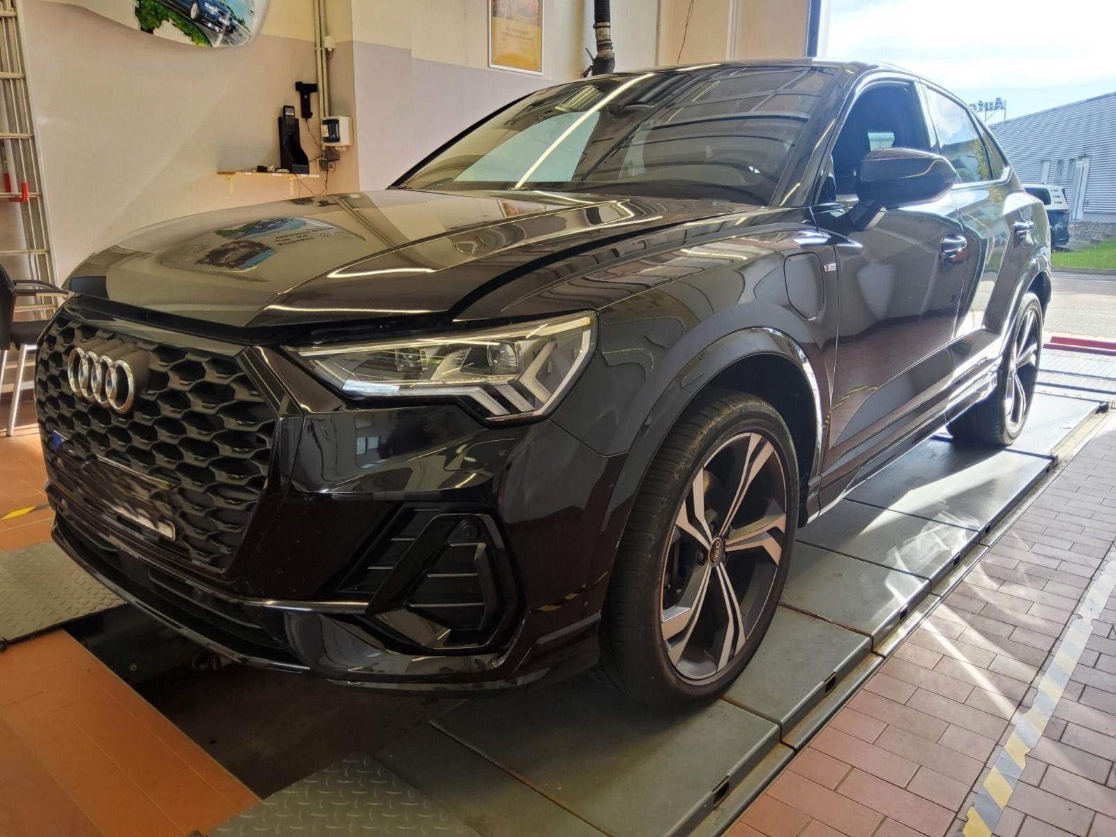 Audi Q3 Sportback 45 1.4 TFSI e S line*SONOS*Matrix* imagem 2