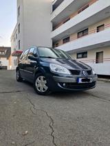 Renault  Scenic2 - Renault Scenic aus 2008 mit Diesel-Antrieb