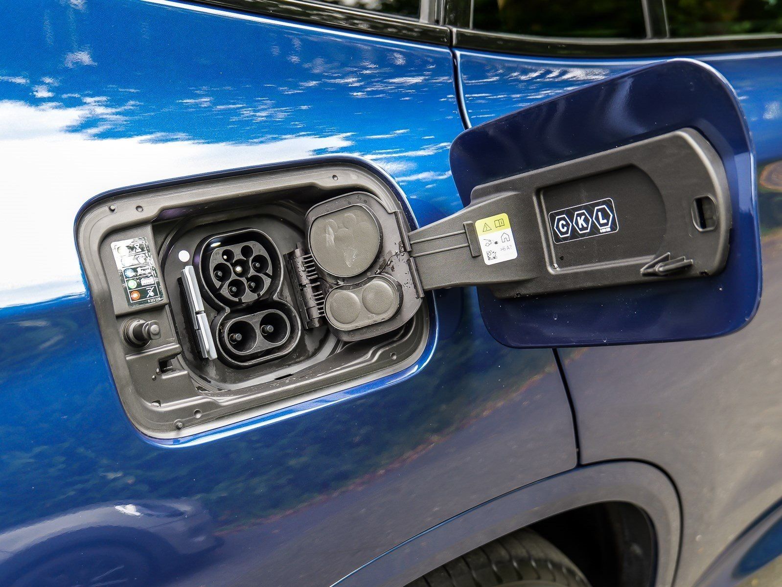 BMW iX3 - Bild 25