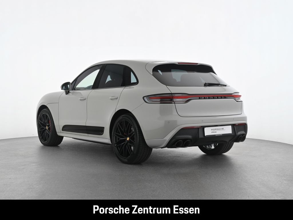 PORSCHE Macan 2022