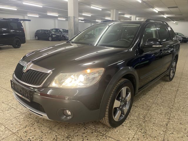 Skoda Octavia Scout 4X4 Xenon SHZ Tempomat 1. Hand