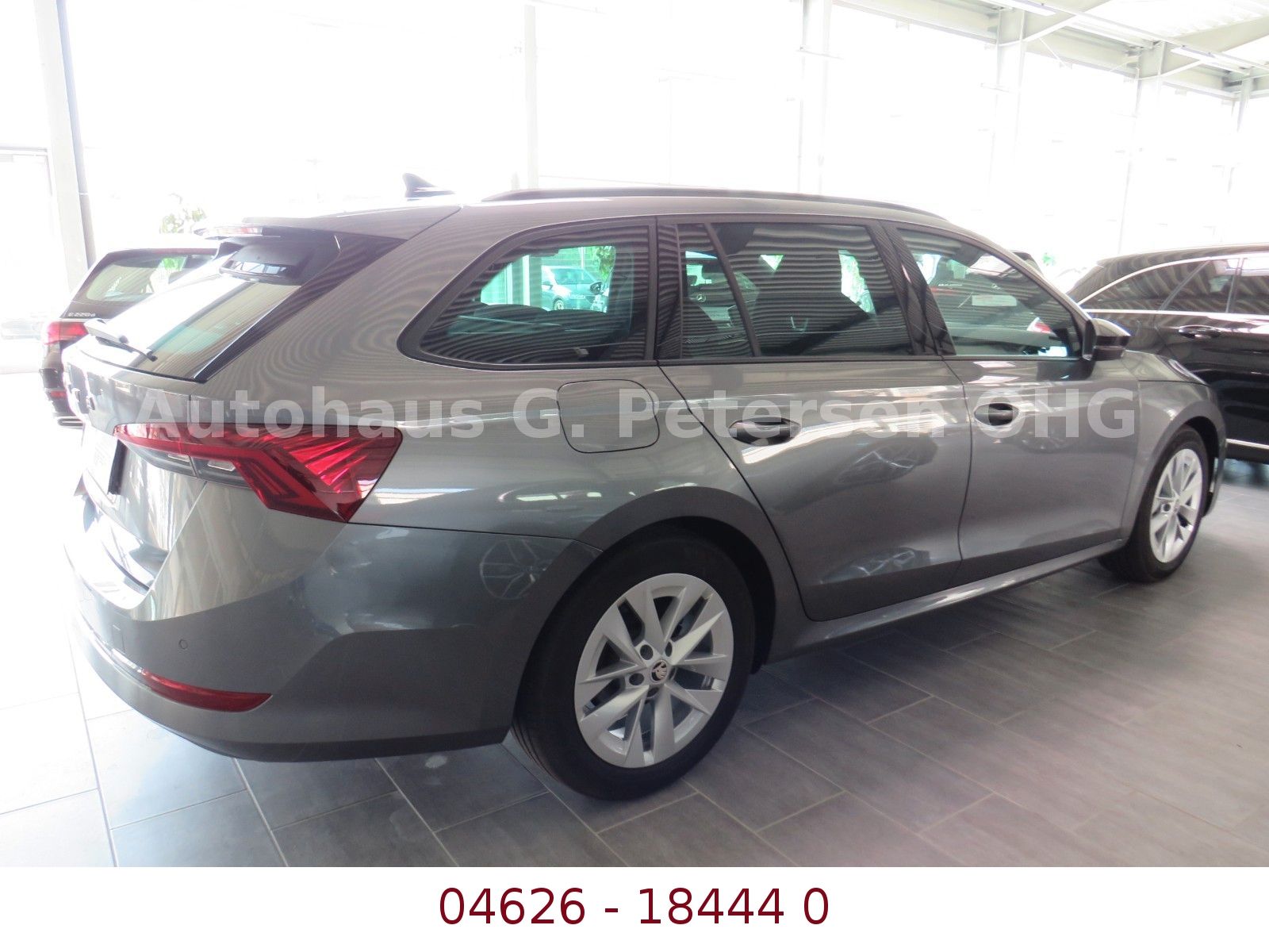 Fahrzeugabbildung SKODA Octavia Combi*AHK*Navi*Kamera*Automatik*