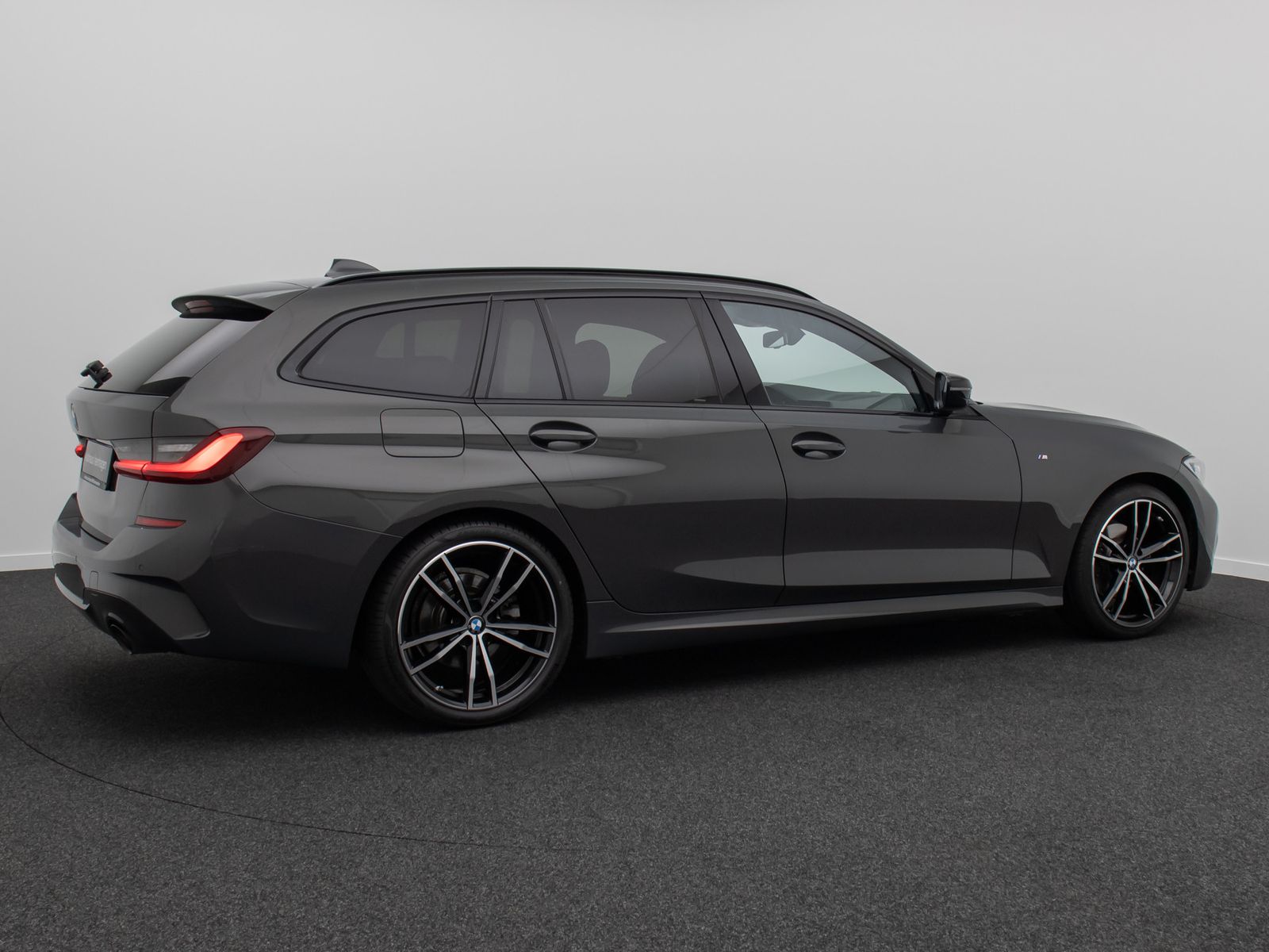 Fahrzeugabbildung BMW 320i M Sport Individual Komfort Laser AHK 19Zoll