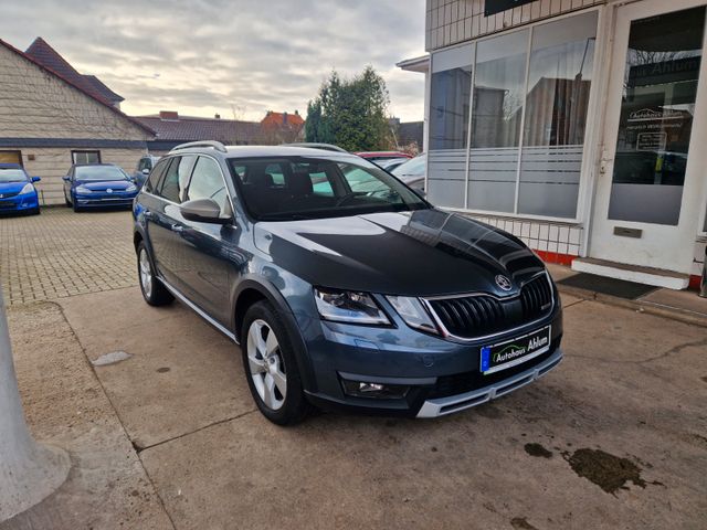 Skoda Octavia Combi Scout 4x4 STDHZG Automatik PDC MFL