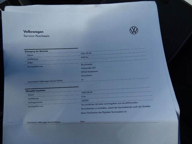 Fahrzeugabbildung Volkswagen Golf VIII Lim. Life/Virtual/LED/Navi/PDC/2.Hd/