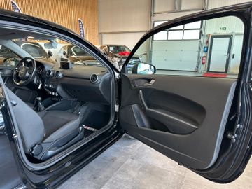 MYAUTOCENTER – Gebraucht- und Jahreswagen mit Werkstattservice in Pfaffenhofen Audi A1 attraction*Klima*Bluetooth*SHZ*PDC*Freisprech