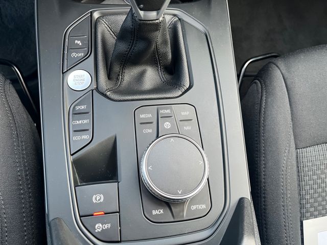 BMW 118 i Advantage Navi  Sitzheizung
