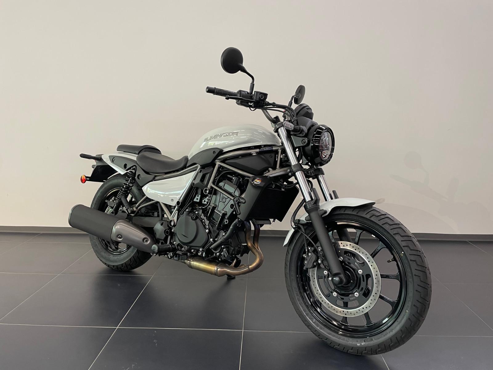 Kawasaki Eliminator 500