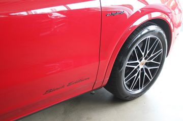 Porsche Cayenne - 6