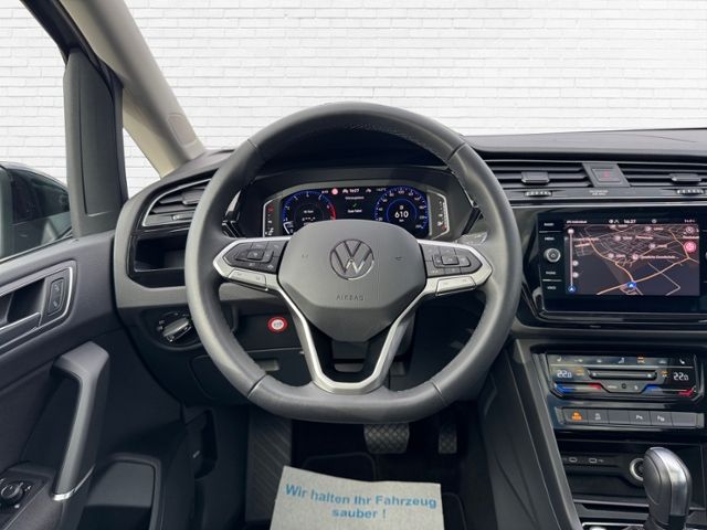 Fahrzeugabbildung Volkswagen Touran Highline 1.5 TSI DSG - AHK*18"LM*Standhz