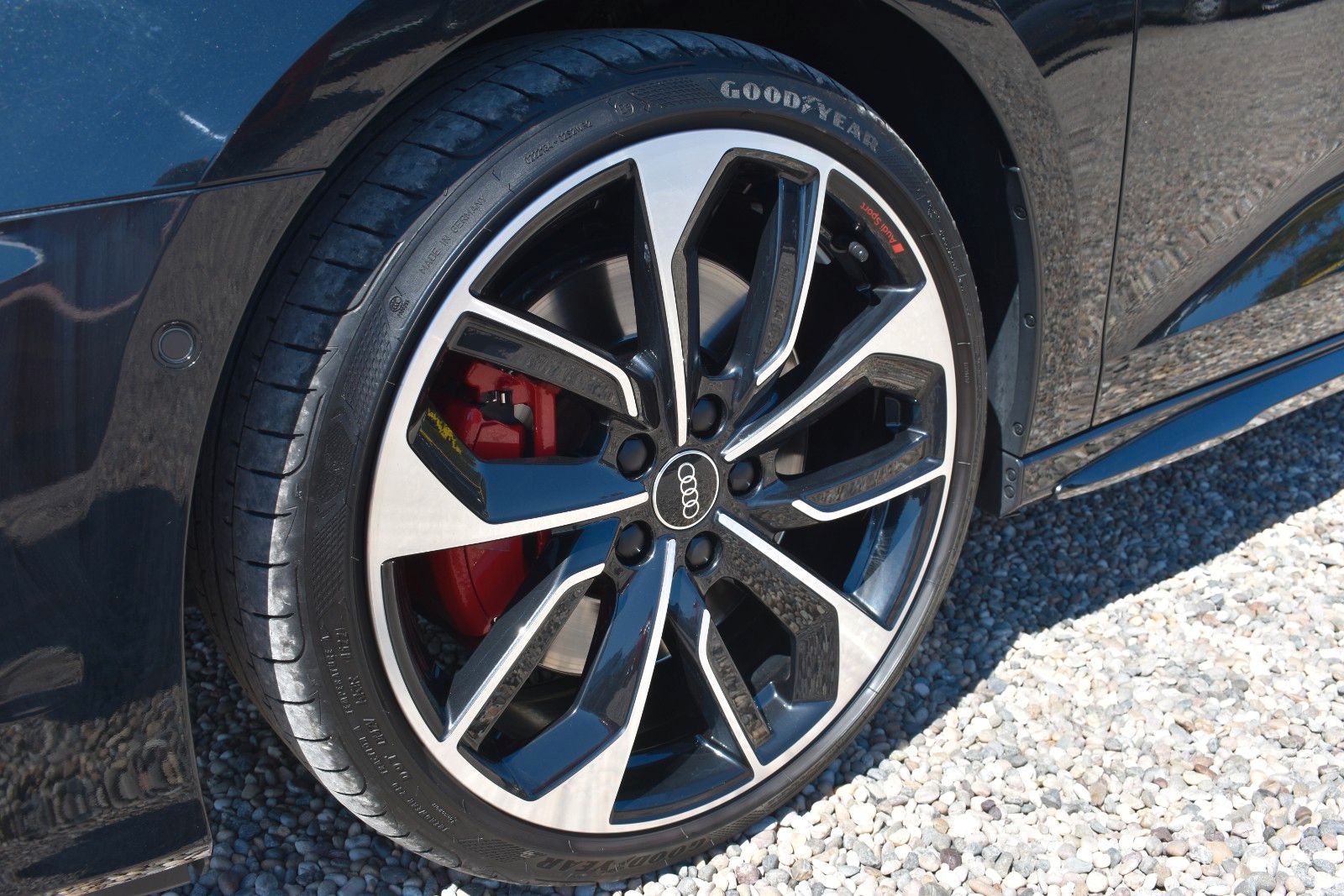 Fahrzeugabbildung Audi S3 Sportback 2.0 TFSI Quattro B&O/Virtual/LED
