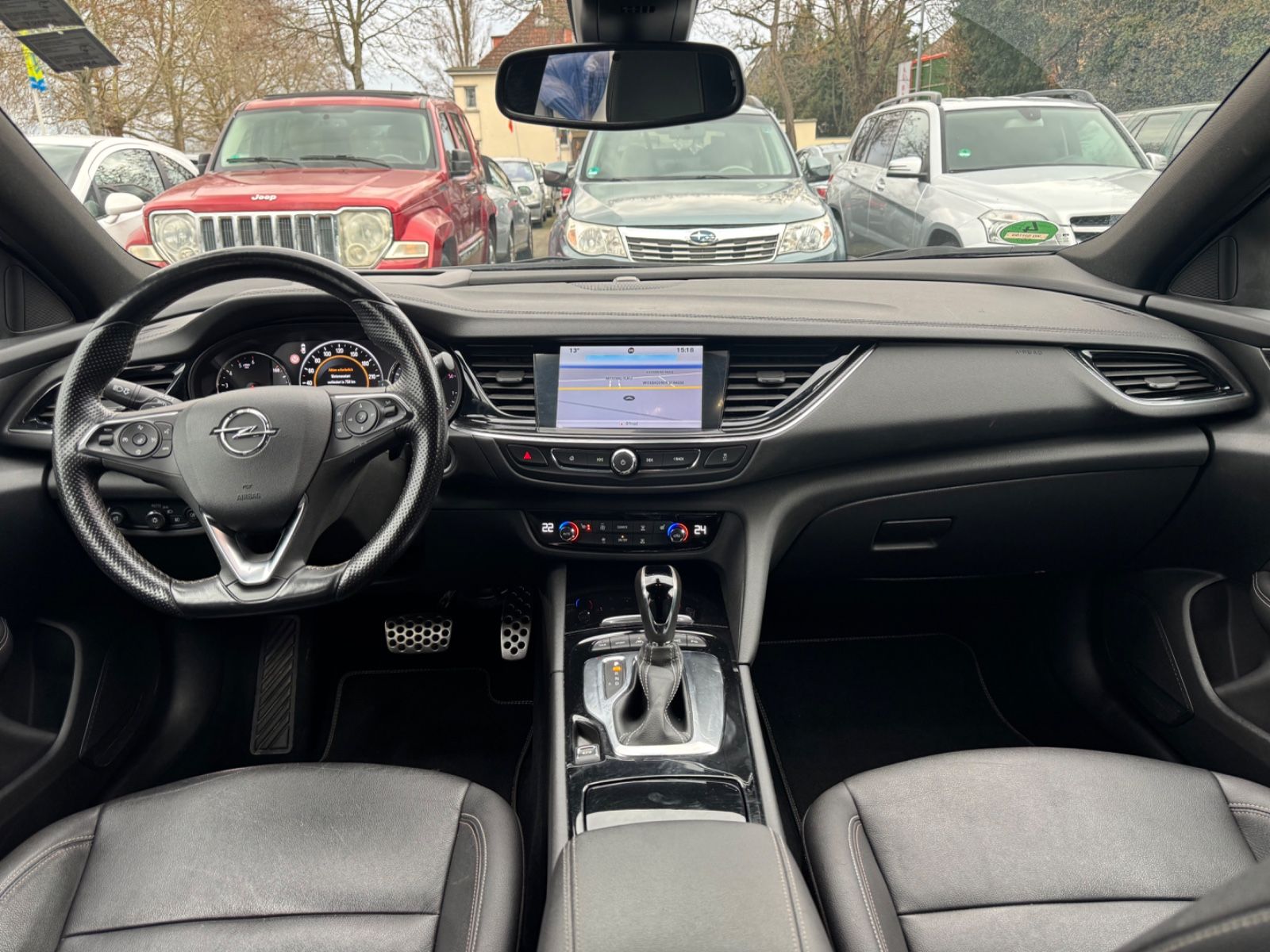 Fahrzeugabbildung Opel Insignia CT*VOLLAUSSTATTUNG*Leder*Keyless*HeadUp