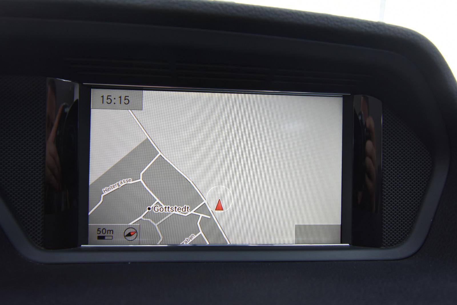 Mercedes-Benz E 250 Cabrio SHZ NAVI SBL AHK TEMP
