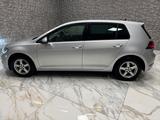 Volkswagen Golf-e *Info-Display-Navi-Led-Kamera-74.029km* - Volkswagen Golf: 7