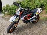 KTM SMC R 690
