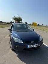 Ford Focus MK1 Tunier mit AHK und  TÜV ASU NEU